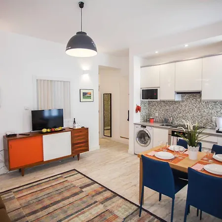Santana Lovely Flat
