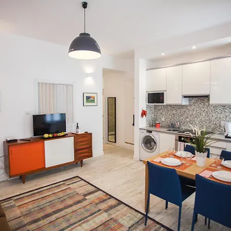 Cosy Retreat In Centre *