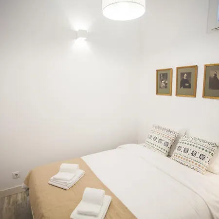 Cosy Retreat In Centre Apartment Lisbon