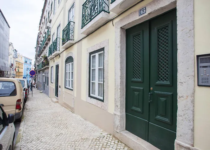 Apartament Typical And Cosy