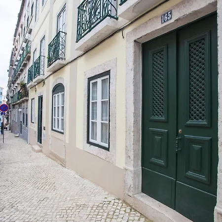 Apartament Typical And Cosy